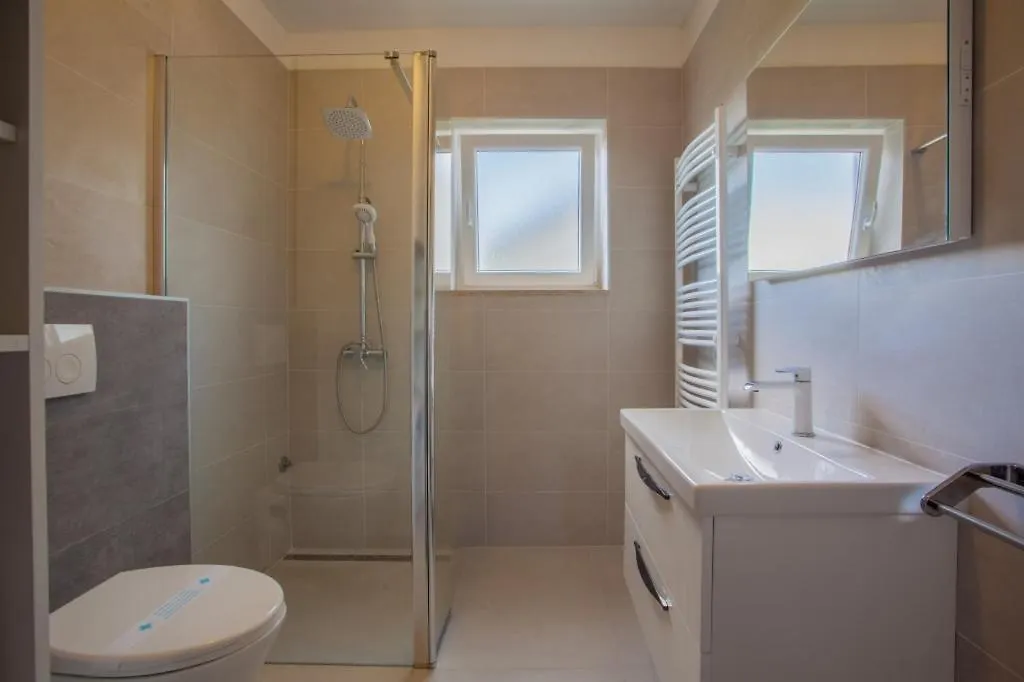 Apartment In Cres With Sea View, Balcony, Air Conditioning, Wi-Fi